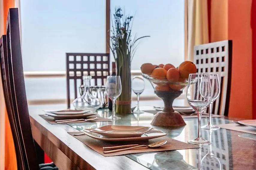 Home Radazul Beach Sea View & Wiffi Free Apartamento